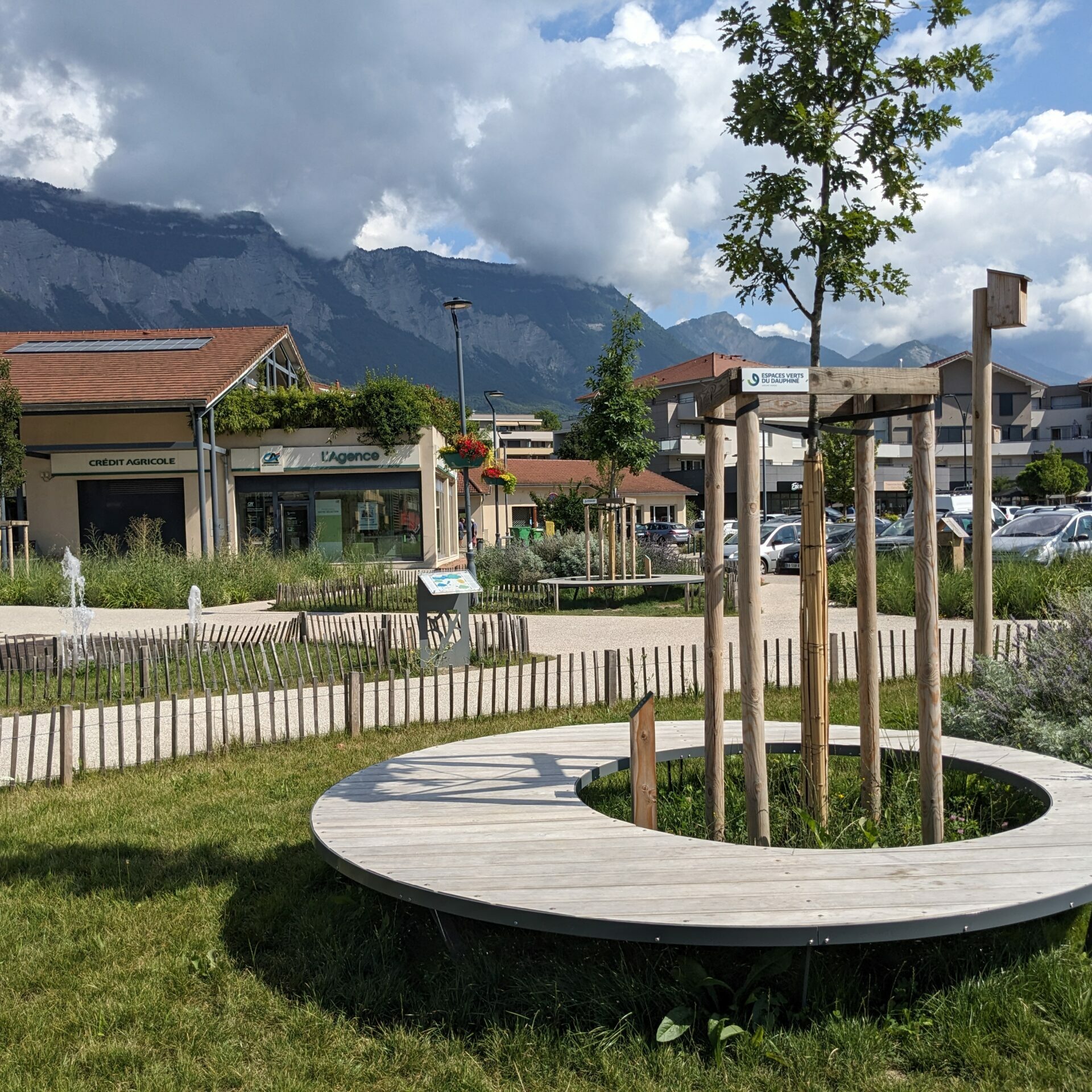 Place Robert Schuman à Montbonnot - 2023
